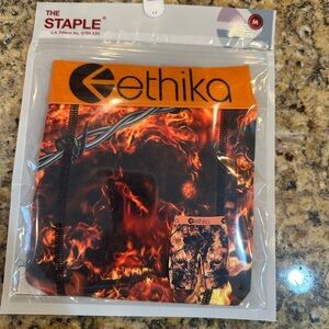 Ethika graphic print size medium